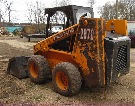 1999 mustang 2070 skid steer|mustang 2070 skid steer.